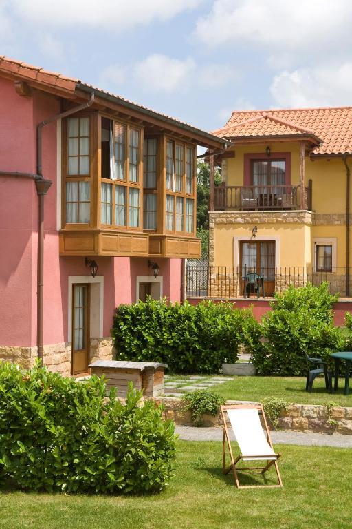 Apartamentos Rurales Antojanes Granda  Buitenkant foto