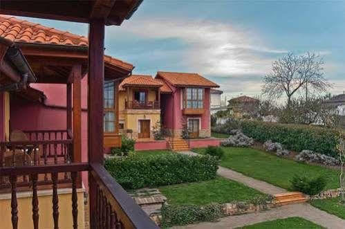 Apartamentos Rurales Antojanes Granda  Buitenkant foto